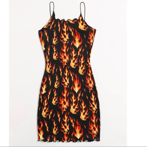 ❤️3/25❤️ BRAND NEW Bodycon Fire designed dress - Picture 2 of 5